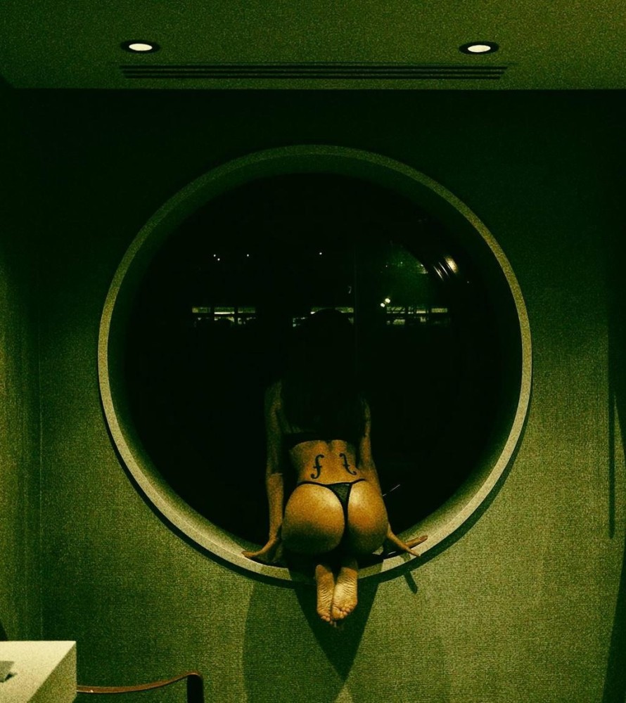 Индивидуалка Яна фото № 2 в городе Сургут