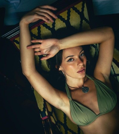 Эми, Г. Сургут